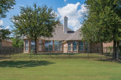 8550 Weston Ln, Argyle TX  76226-6681 exterior