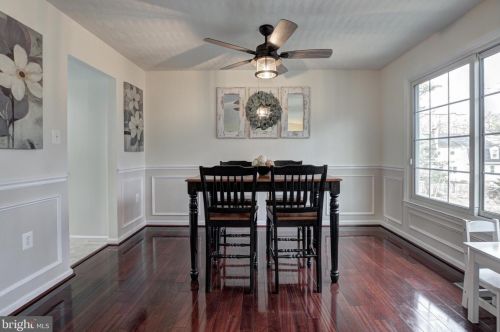 6369 Buffie Ct, Springfield VA  22015-3401 exterior