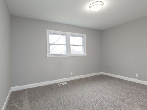 317 Round Hill Ct, Lemont IL  60440-2123 exterior