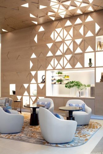 987 Queen St, Honolulu HI  96814-4118 exterior