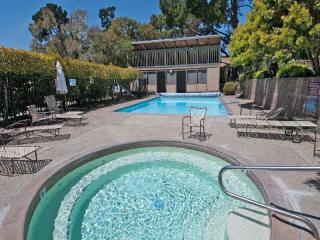 52 Montsalas Dr, Monterey, CA 93940-5245