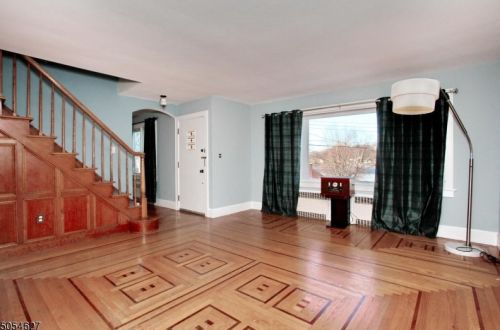 14 Koclas Dr, Netcong, NJ 07857-1231
