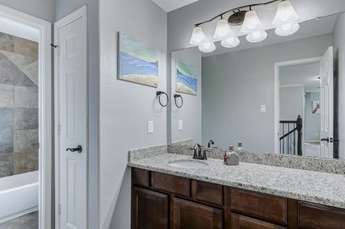 9306 Wheatfield Ln, Richmond TX 77469-5358 exterior