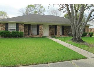 1527 Westbury Dr, Shreveport LA  71105-5032 exterior