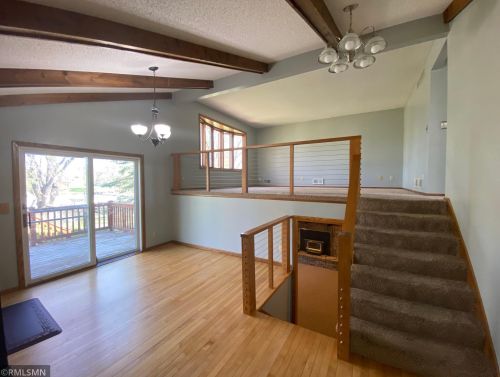 5870 Daniel Ct, Saint Paul, MN 55126-4620