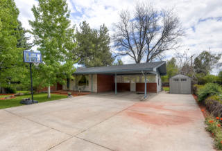 7490 9th Ave, Denver, CO 80214-4522