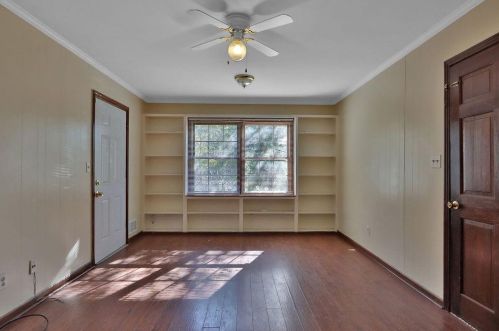 510 Rays Rd, Stone Mountain, GA 30083-3143