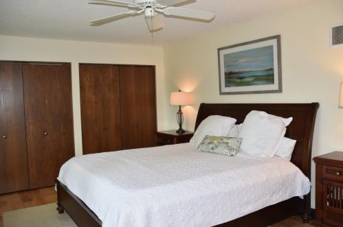 15737 Hayes Trail Ct, Saint Paul MN  55124-7143 exterior