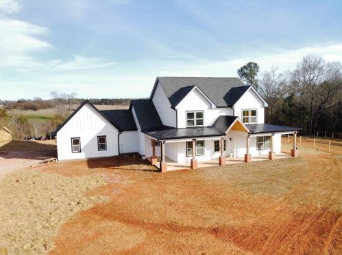 1110 Ponder Pines Rd, Madison, GA 30650-0055