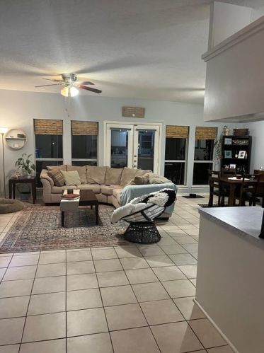 13388 Southshore Dr, Conroe TX  77304-5263 exterior