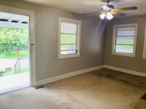 126 Moon St, Marietta, GA 30064-2238