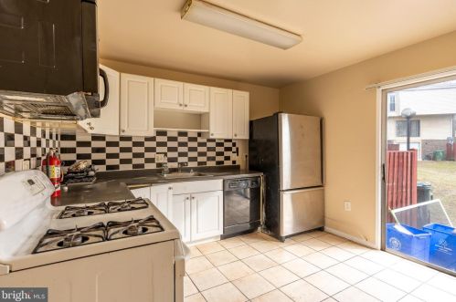 11221 Columbia Pike, Silver Spring, MD 20901-4508