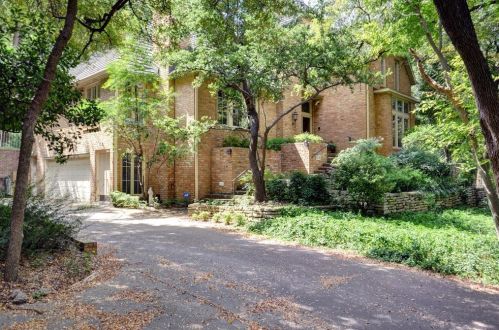 2300 Rogers Ave, Fort Worth TX  76109-1011 exterior