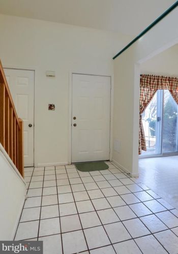 11 Spring Walk Ct, Lancaster, PA 17601-1734