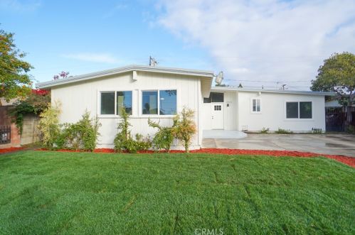 1513 Raymar St, Santa Ana CA  92703-4616 exterior