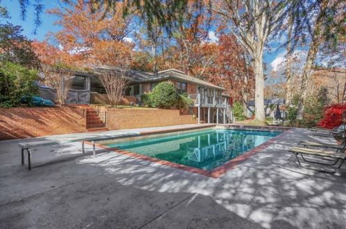 4175 Harrogate Dr, Atlanta GA  30327-3624 exterior