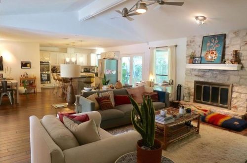 1317 Dusky Thrush Trl, Austin TX  78746-6634 exterior