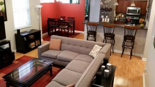 2328 Pennsylvania St, Indianapolis IN  46205-2027 exterior