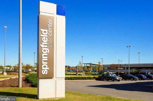 7109 Lamar Dr, Springfield VA  22150-3127 exterior