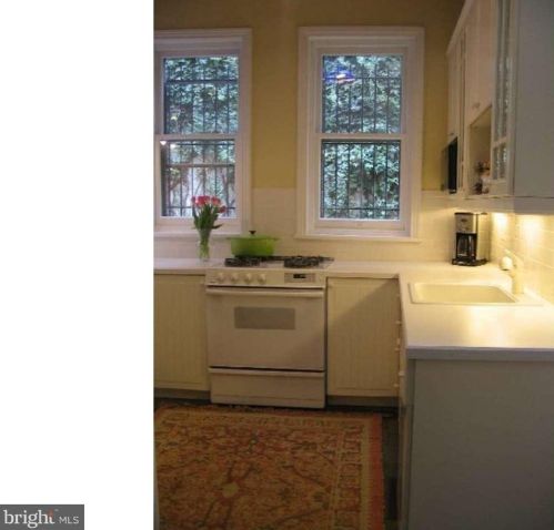 3307 Hamilton St, Philadelphia PA  19104-2530 exterior