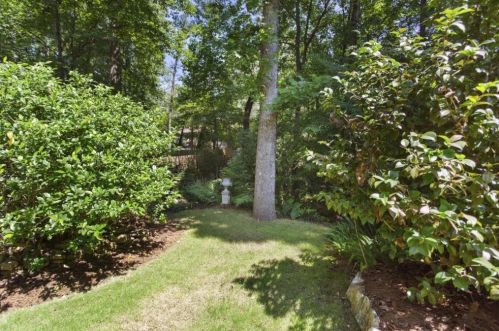 285 Brackenwood Cir, Atlanta GA  30328-2648 exterior