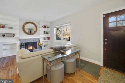 7500 16 Ave, Silver Spring MD 20912-7040 exterior