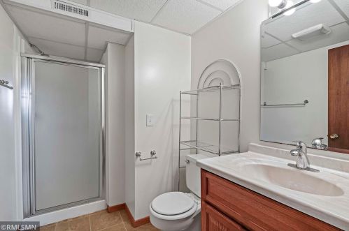 4274 Bridgewood Ter, Saint Paul MN  55127-7805 exterior