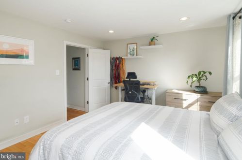 1613 Manton St, Philadelphia PA  19146-3029 exterior