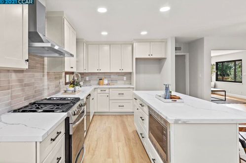 4346 Grammercy Ln, Concord CA  94521-4207 exterior