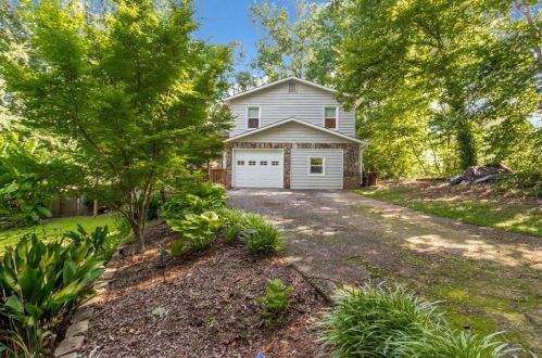 151 Farmington Dr, Holly Springs, GA 30188-1837