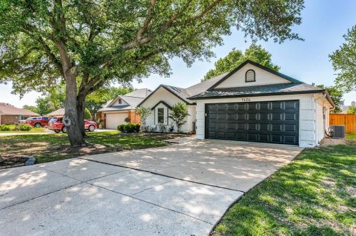 7604 Doris Ct, Fort Worth, TX 76182-4639