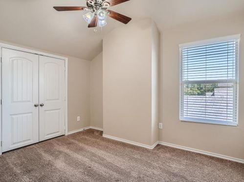 5009 Grayson Rdg Dr, Fort Worth TX  76179 exterior