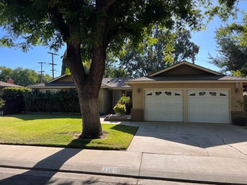 1109 Notre Dame Ave, Modesto, CA 95350-4918
