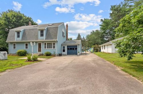27 Shannock Hill Rd, Richmond, RI 02812-1023