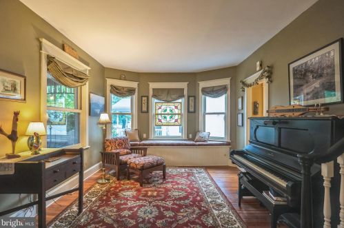 124 Smt Ave, Haddonfield NJ 08033-3315 exterior