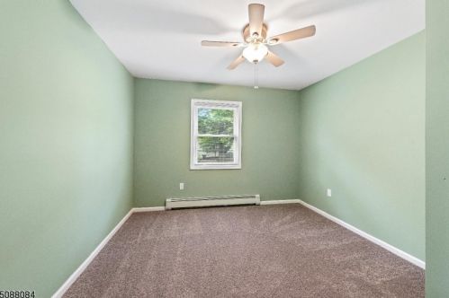 31 Clearview Dr, Dover NJ  07869-1304 exterior