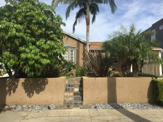 520 Vista St, Los Angeles CA  90036-5743 exterior