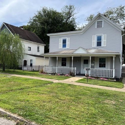 231 Liberty St, Franklin, PA 16323-1050