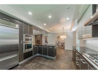 4615 Lemona Ave, Van Nuys CA  91403-2428 exterior