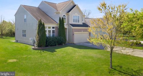 120 Christmas Tree Ct, Erial, NJ 08081-9441
