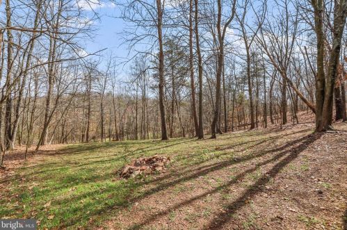 208 Pathfinder Ln, Hedgesville WV  25427-6160 exterior