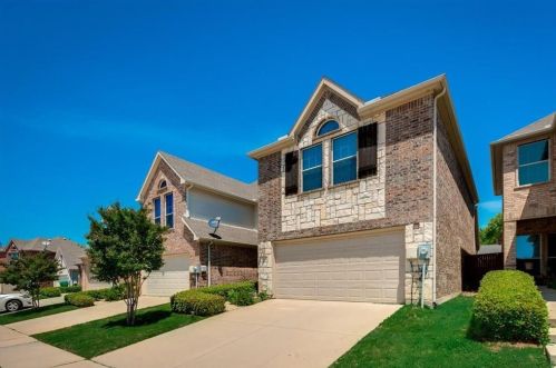 2328 Janna Way, Carrollton TX  75006-1509 exterior