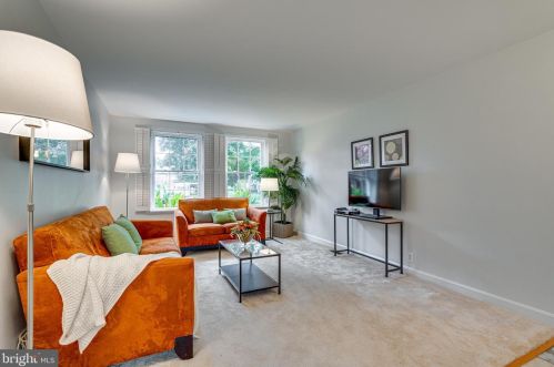 4629 36th St, Arlington, VA 22206-1746