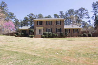 155 Featherwood Holw, Athens, GA 30601-1051