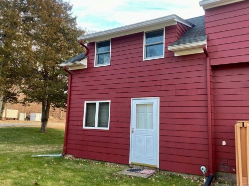 269 Baileyville Rd, Middlefield CT  06455-1014 exterior