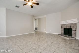 3913 Saddle Ridge Cir, Fort Worth TX  76123-2516 exterior