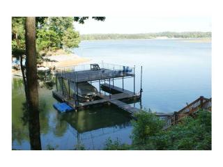 3184 Alenes Dr, Gainesville, GA 30506-3746