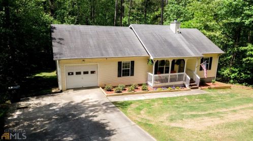 195 Goldfinch Cir, Monticello, GA 31064-8860