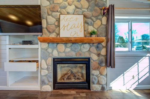 4050 Cinnabar Dr, Saint Paul MN  55122-2917 exterior