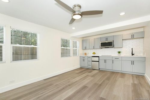 3036 Monsarrat Ave, Honolulu HI  96815-4439 exterior